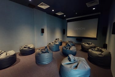 Silver 2 Bed Apartment at iQ Brighton, 7 The Furlong, Coombe Road, Brighton, BN24FR - Image 3